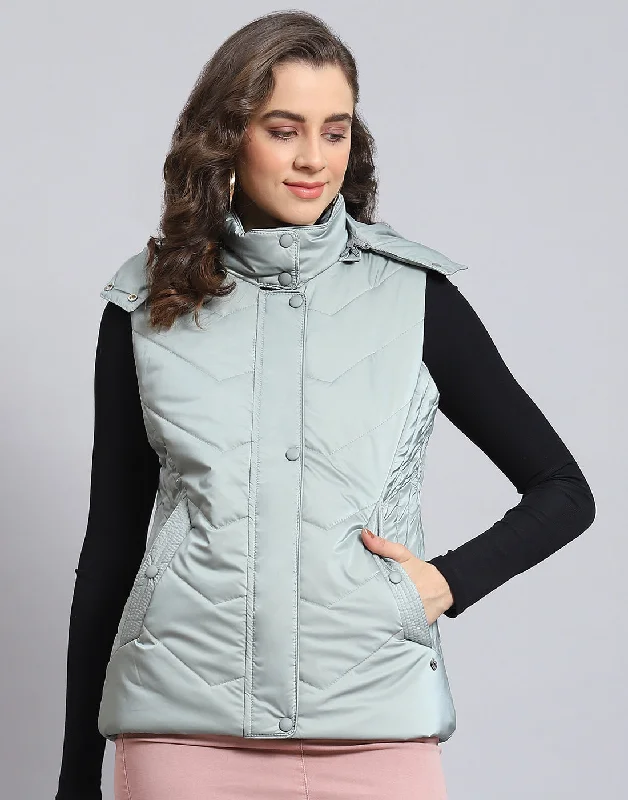 Women Grey Solid Hooded Sleeveless Jacket