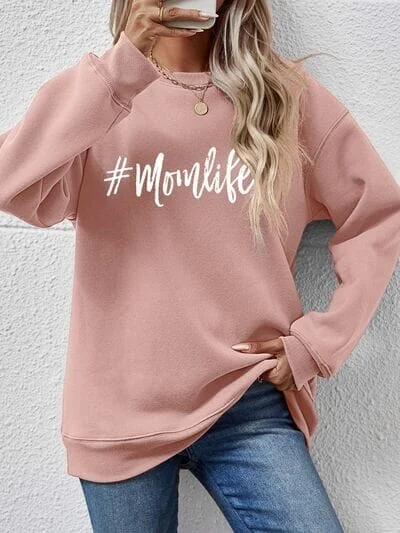 #Momlife Women's Graphic Sweatshirt